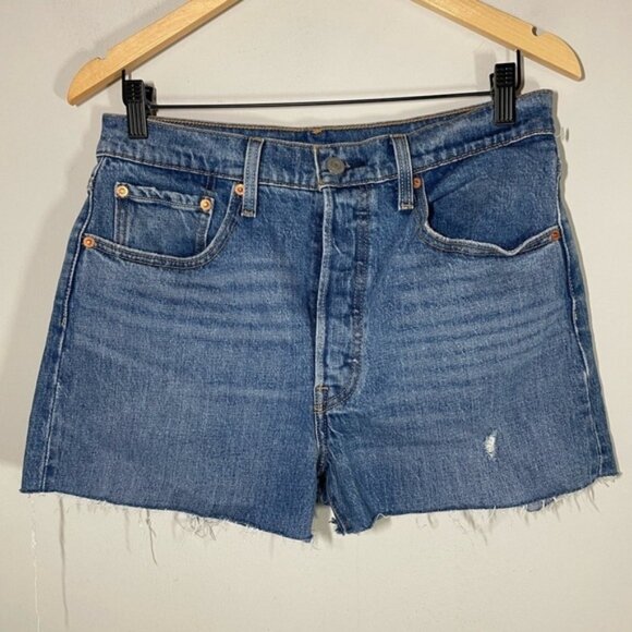 Levis 501 Undone Hem Denim Short size 30 - Picture 1 of 4